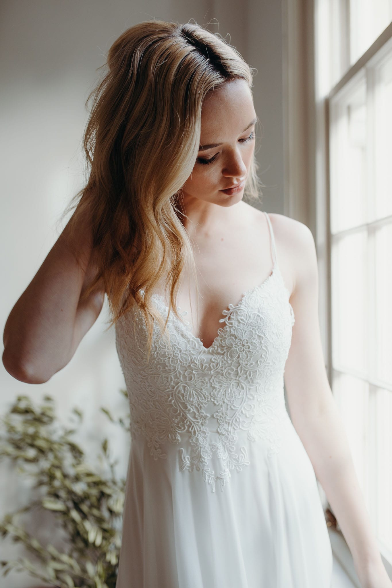 Daisy-Rosemary-Wedding Dress-Lopdell-Portrait-CCS109144
