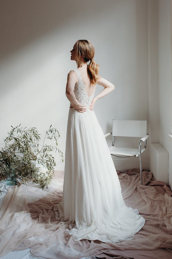 Snow Lotus Venetian Brocade Lace Wedding Dress