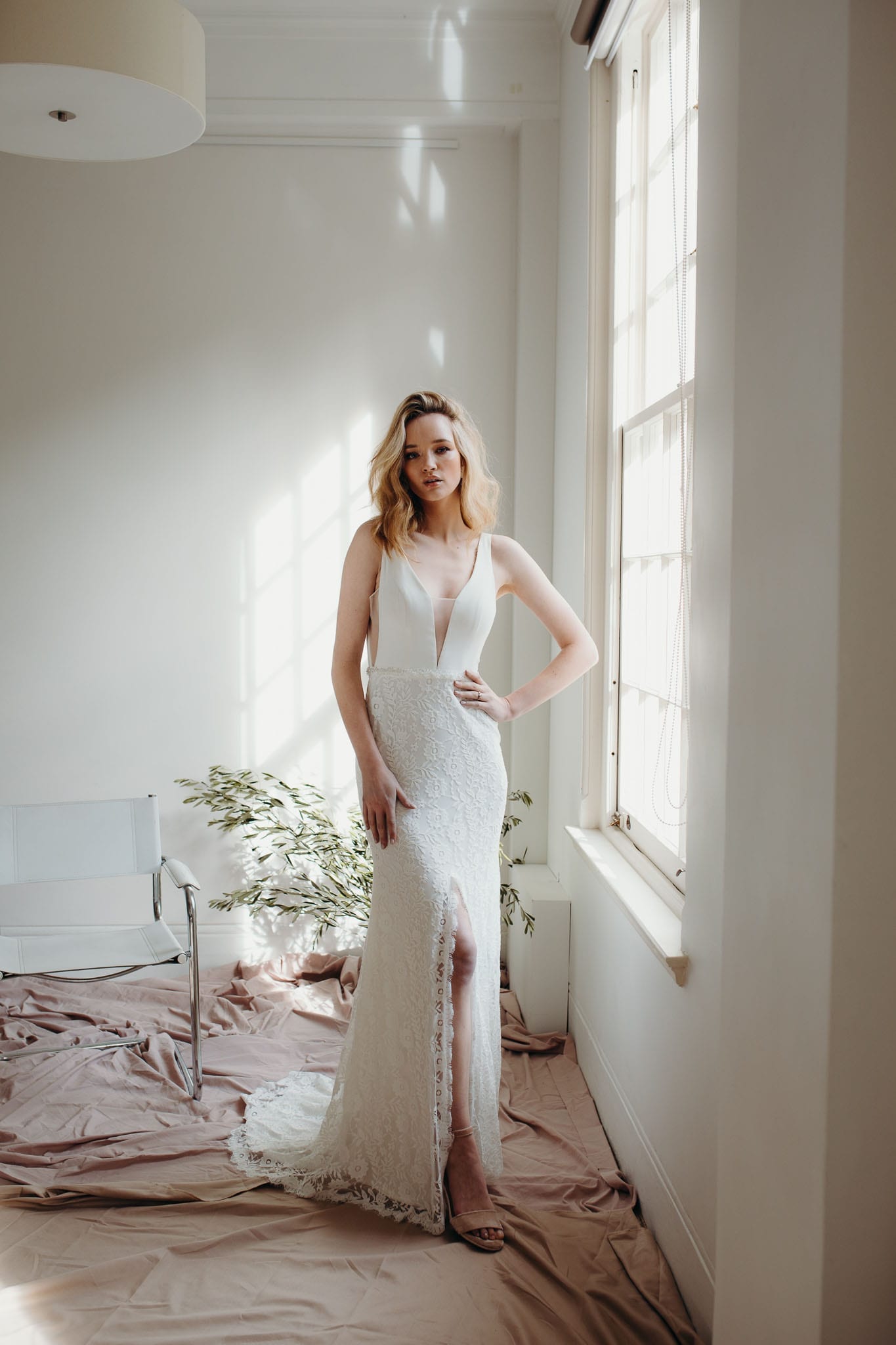 Daisy-Viola Lace-Wedding Dress-Lopdell-Portrait-CCS109499