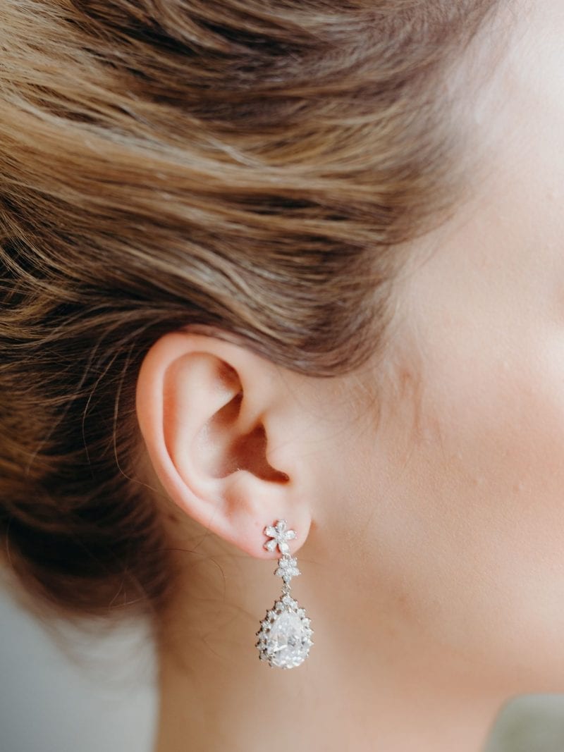 Ivonne crystal pendant earrings