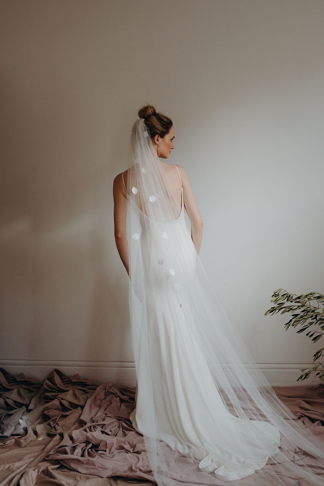 lavant chapel length sakura lace veil