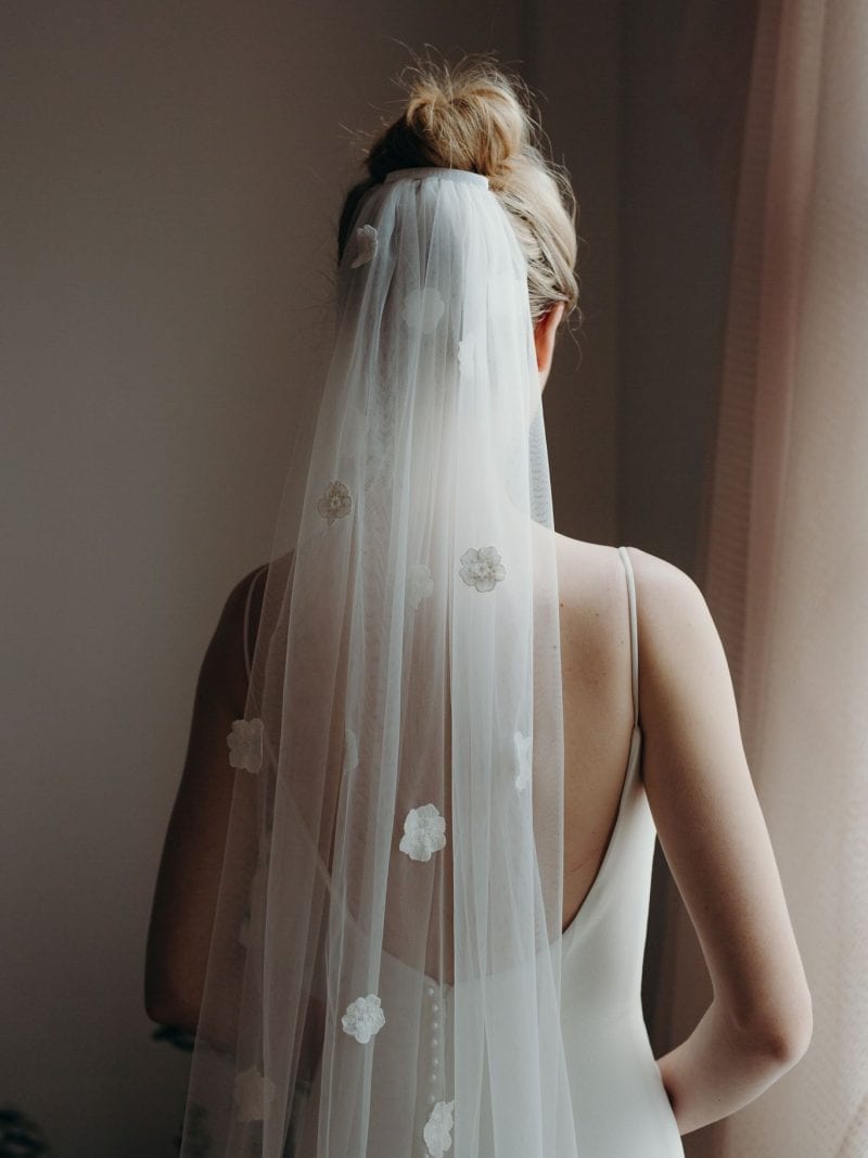 lavant chapel length sakura lace veil