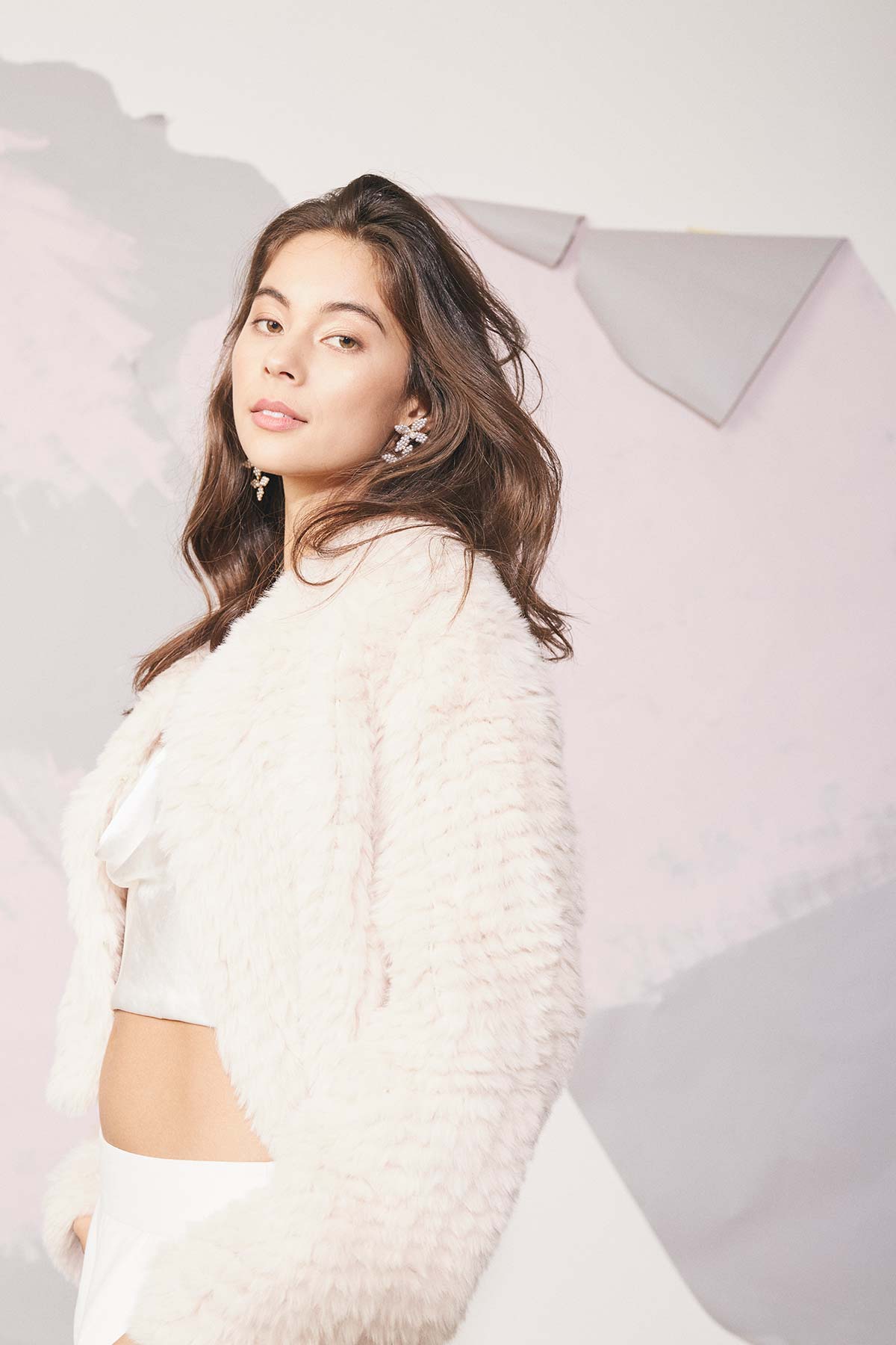 Macie-faux-fur-jacket-(blush)-(5)