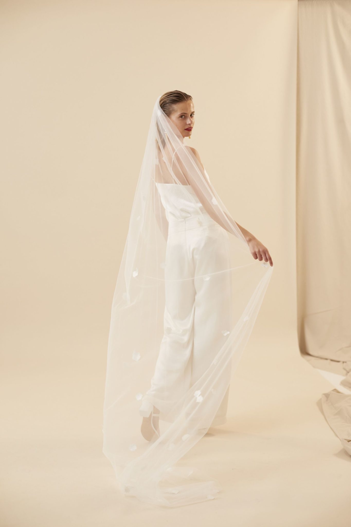 AccLavant-Veil-w-Ava-Top-Verona-Pants_108628