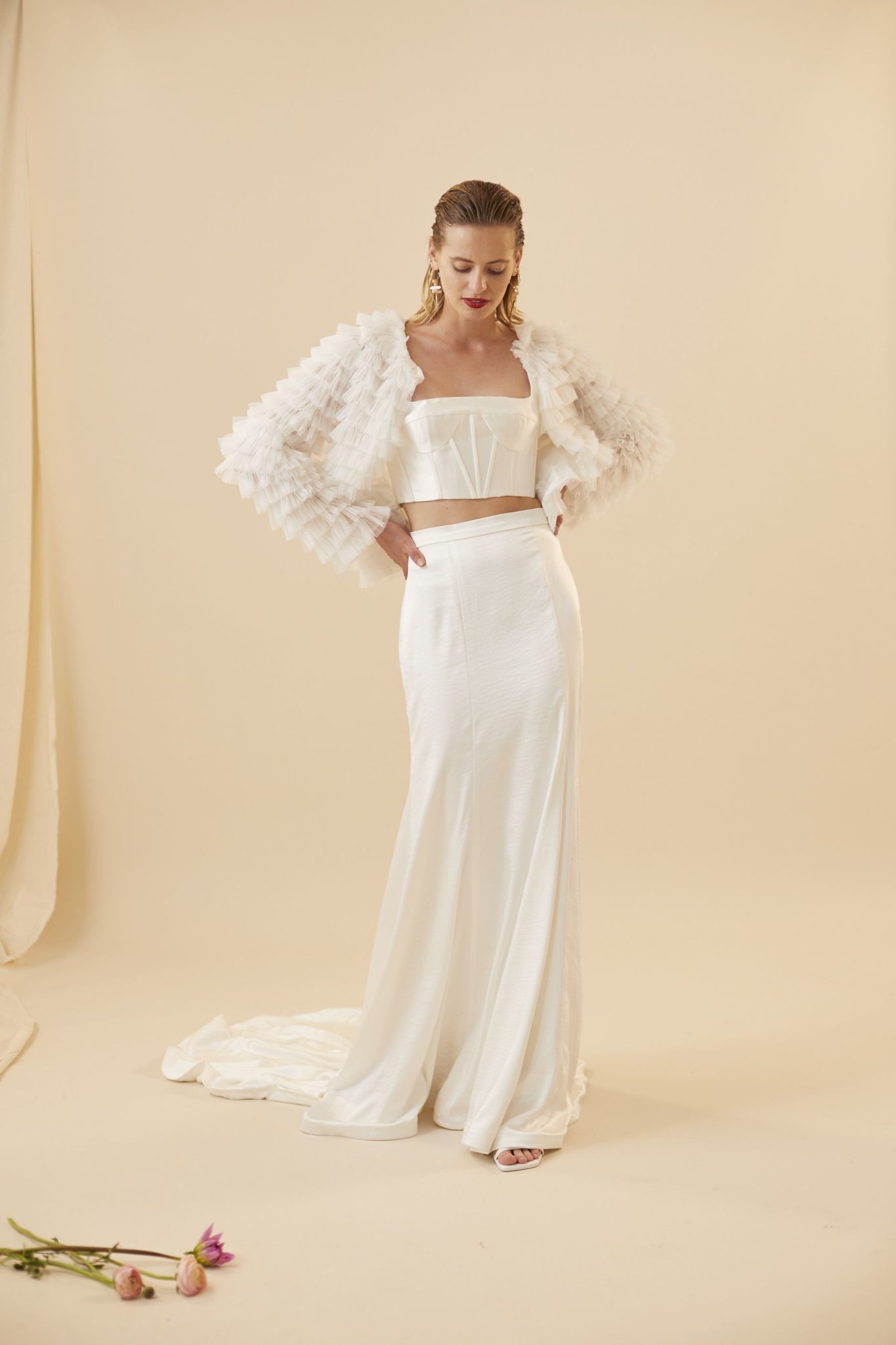 Bernadette-Bustier-Mikado-Lotti-Jacket-Thea-Skirt_106967