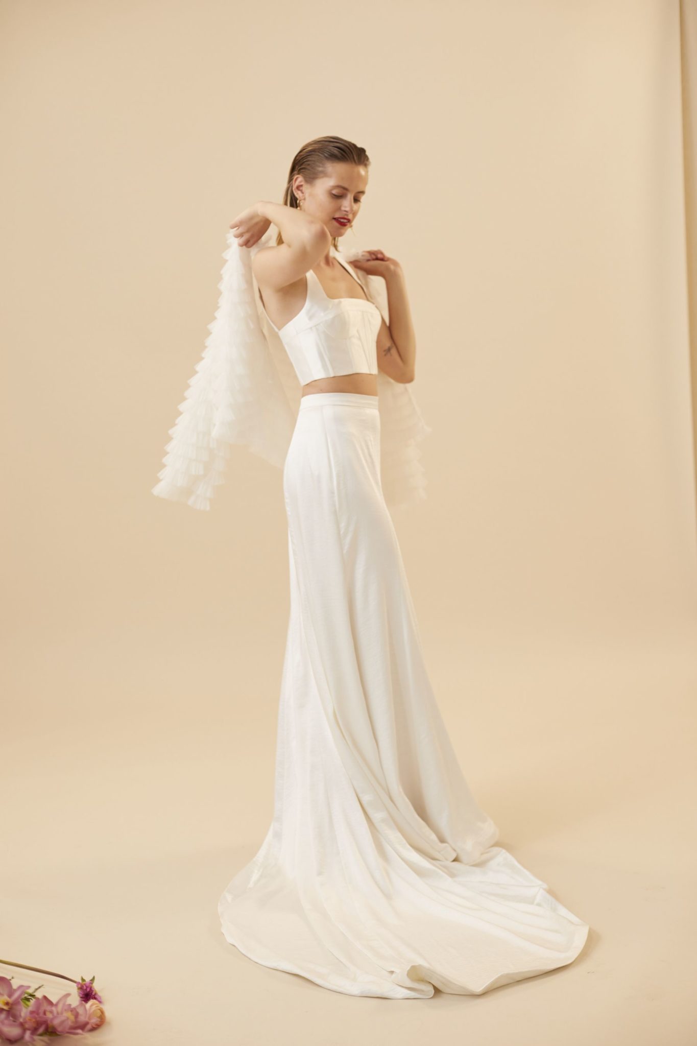 Bernadette-Bustier-Mikado-Lotti-Jacket-Thea-Skirt_107028