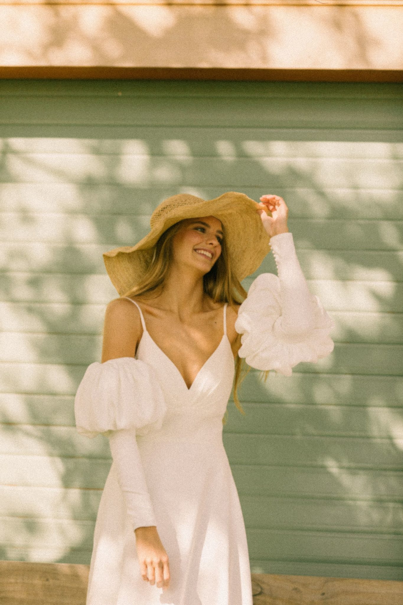 Daffodil-w-Ada-Sleeves-150A1152