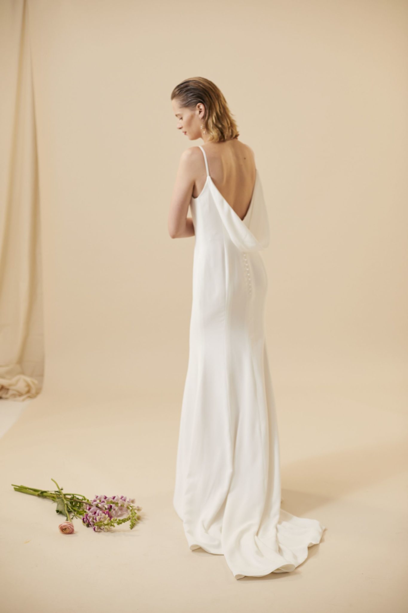 Sandlily-Contemporary_105333